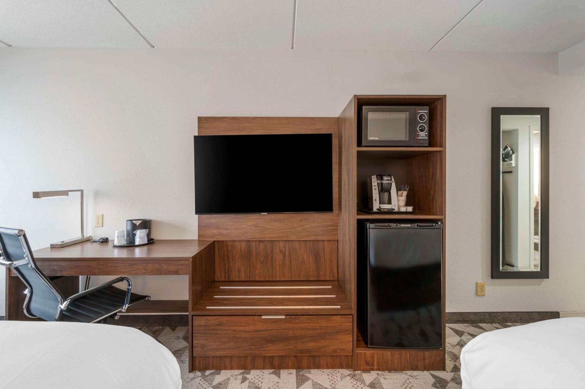 Best Western Plus Harrisonburg Dış mekan fotoğraf